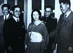 Photo prise après l'arrestation d'Abe à Tōkyō le 20 mai 1936.